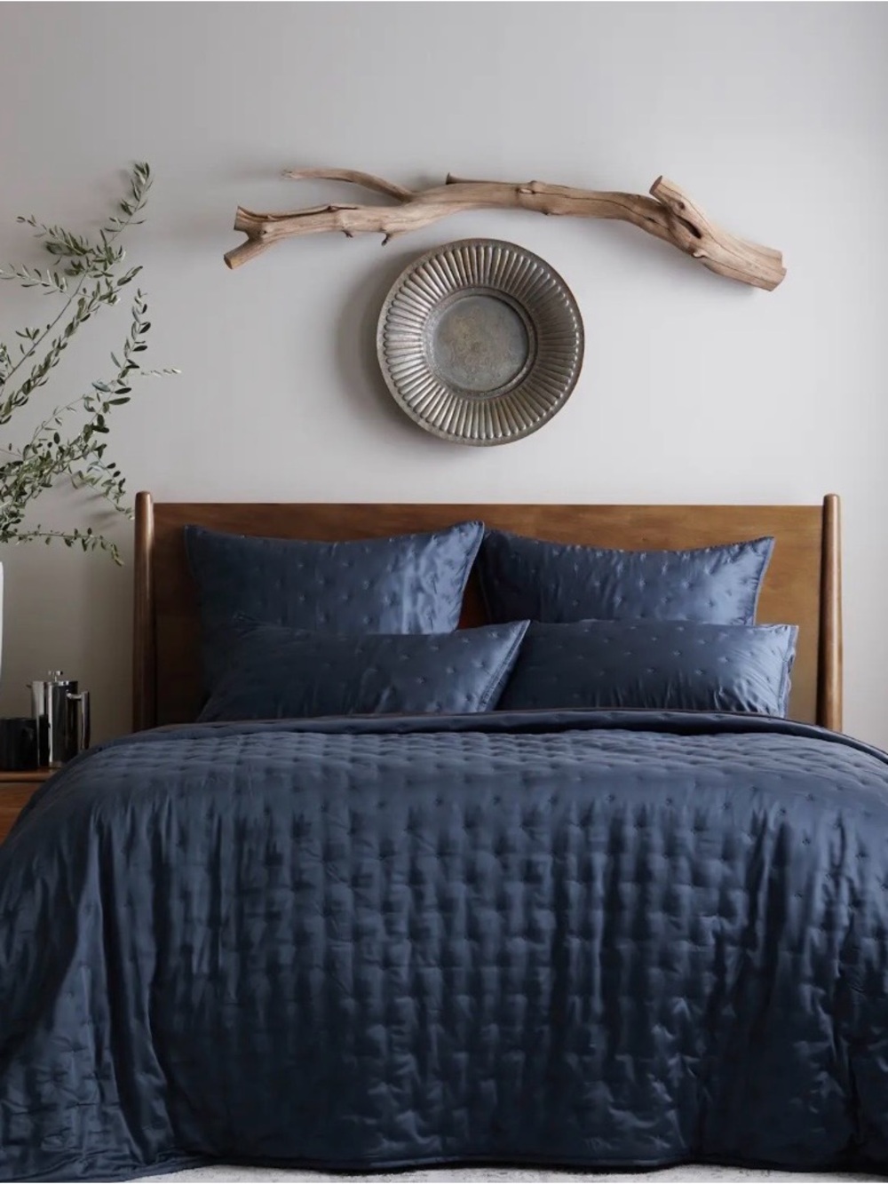 NEW Quince Bamboo Dream Quilted Euro Sham, 26 X 26 (Nightfall) - Picture 4 of 5